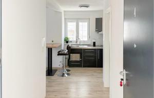 Awesome Apartment In Povljana With House Sea View