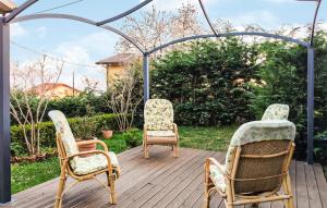 Amazing Home In Pescia With Wifi