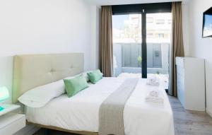 Cozy Home In Torre Del Mar