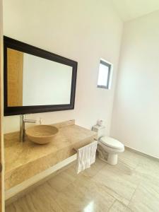 Residencia con jacuzzi, cancha de padel y seguridad 24h 7d