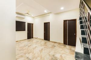 Hotel O Yuvan