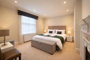 Mayfairs Luxurious Beauty