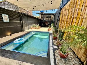 Tropical House Leon Private Pool and Hammock Patio