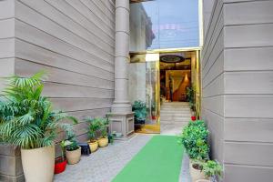 LElegant Hotel & Banquet Nearest Vaishali Metro Station