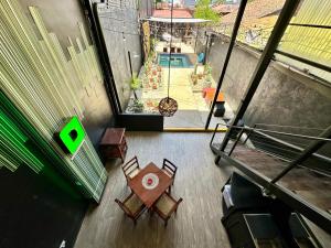 Tropical House Leon Private Pool and Hammock Patio