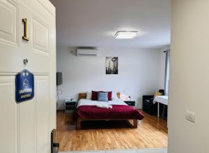 Lovely & Cozy Studio 1 Bed Close to Airport