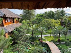 Núi Dinh Stilt House - Phú Mỹ