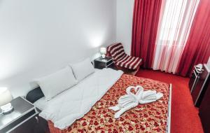Economy Triple Room room in Hotel Azzurro