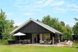 Family-Friendly Cottage Near Ellinge Lyng
