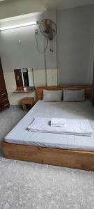 Nhà Nghỉ HOTEL 16