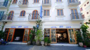AT Hotel & Café in Sunset Town - Phu Quoc