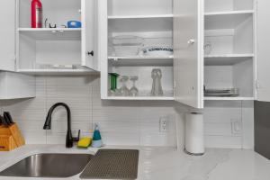 2BR Suite Near YYC Airport and Downtown 4644 UP