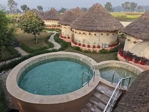 Forest Mud Villas