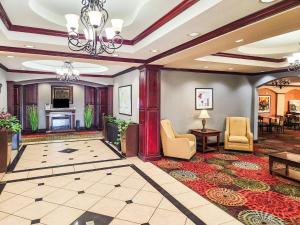 Country Inn & Suites by Radisson, Terrell