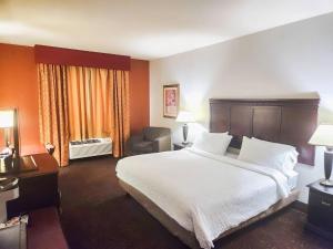 Country Inn & Suites by Radisson, Terrell