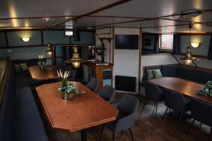 Groepsaccommodatie in Kampen overnachten op een zeilschip 28p