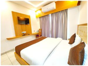 Luxuary Shree Gajanan - Rooftop Sea View