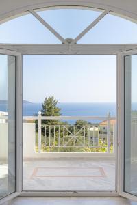 Villa Anthemoessa - Endless Seaview