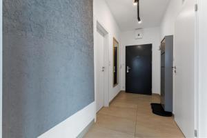 LAM Premiere - AC - AWESOME VIEW IN BRATISLAVA