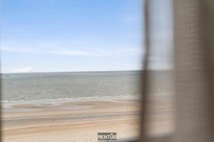 Dune Rose - flat with frontal sea view