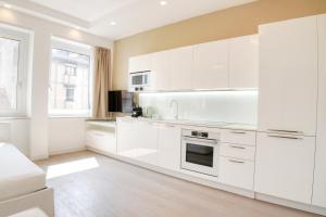 Duomo Modern Suite in Via Torino - Prime Central Location