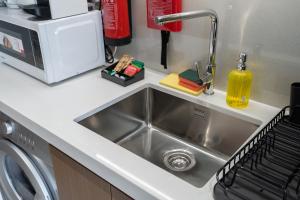 Chic Studio Room, Azizi Mirage, Dubai Studio City