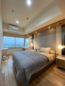 Orange County Apartment