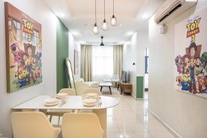 Legacy Kampung Bharu 3 Bedrooms KLCC View & LRT