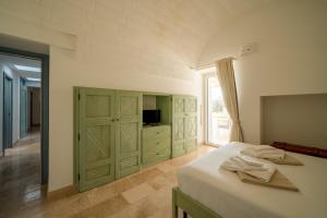 Trullo Vignaiolo with Private Pool in Ostuni