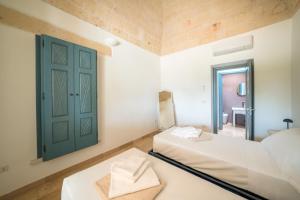 Trullo Vignaiolo with Private Pool in Ostuni