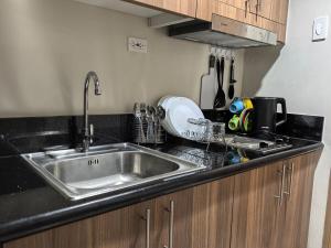 M&L Staycation Shore3 Residences
