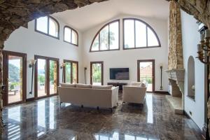 The Noble House - Seaside Living in Costa Brava
