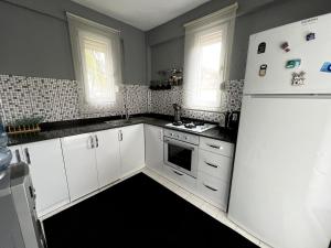 Appartement in a Complex with a Pool and a Great Location