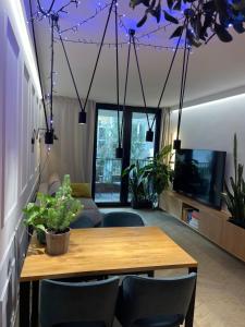 Apartment near old town