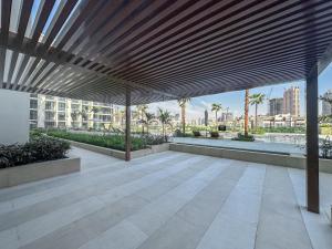 FIRST CLASS Studio Cozy & Elegant Heart of JVC