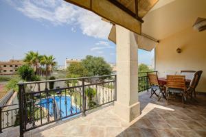 Capavila by Rentallorca