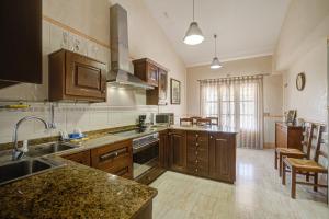 Capavila by Rentallorca