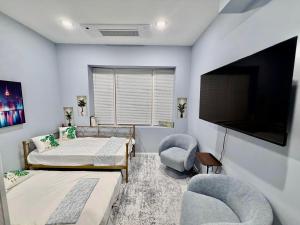 Grand Luxury 1BR Penthouse near Newark Airport