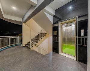 Hotel Majestic Royal Akkalkot