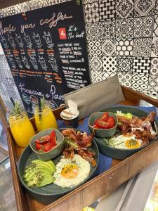 Corniglia Terrace Breakfast for 2 - 5 min Train