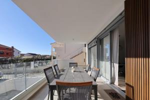 Oliver 2BR apartment with parking place