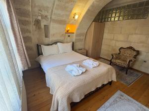 Ekoton Cave Hotel