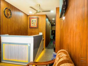 Hotel Nutan Ashray - 200 mtr from prem mandir