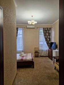 Apart-Hotel next to Deribasivska