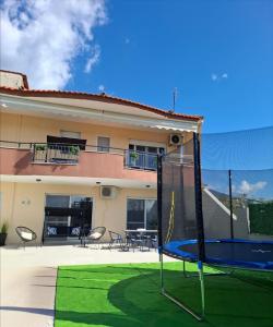 Κεφι House