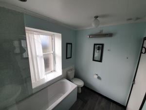 Spacious 2 Double Bedroom House Wick Harbour