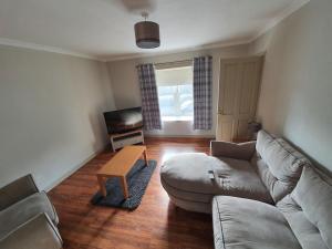 Spacious 2 Double Bedroom House Wick Harbour