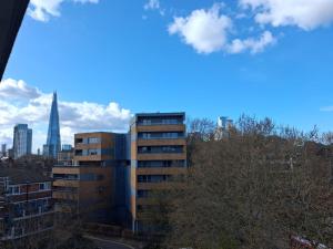 Welcoming 2 bedroom SE1 near Tower & London Bridge