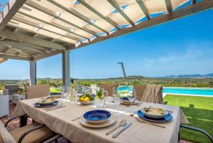 Alghero Villa Carrabufas villa con piscina vista mare per 10 persone