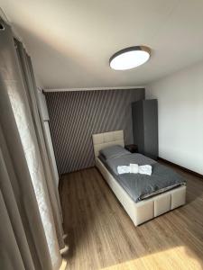 GARLAND Rooms